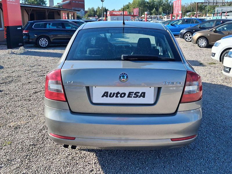 Škoda Octavia (2012) 1.4 TSi, 1.maj,ČR - fotka 5 z 17