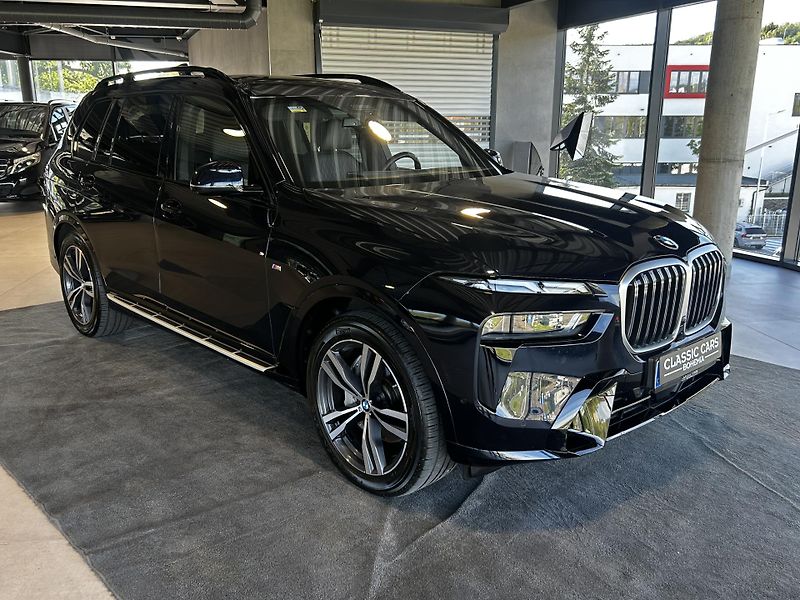 BMW X7 (2024) xDrive 40i M Paket  - fotka 3 z 21