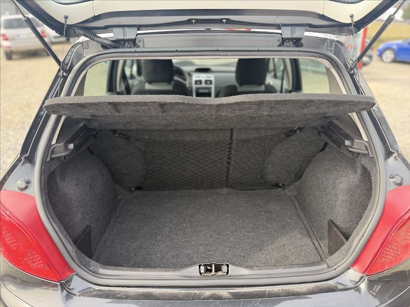 Peugeot 307 1,6 HDI DIGIKLIMA - fotka 17 z 22