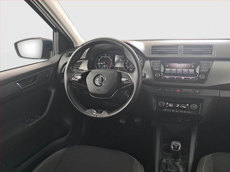 Škoda Fabia (2021) 1.0 TSI, Tempomat - fotka 7 z 15