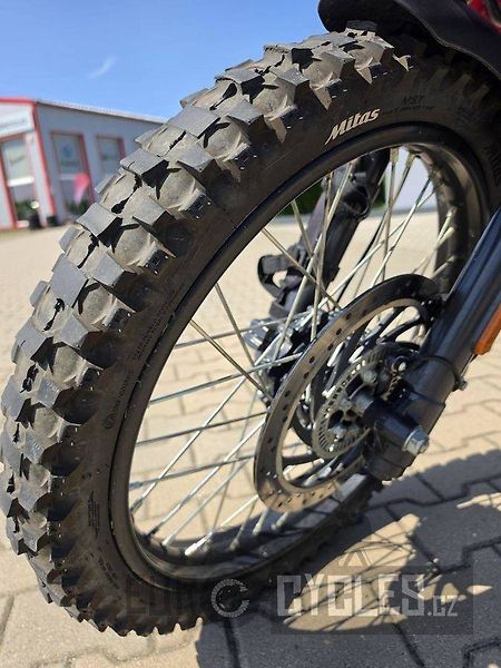 Royal Enfield Himalayan (2021) - fotka 12 z 15
