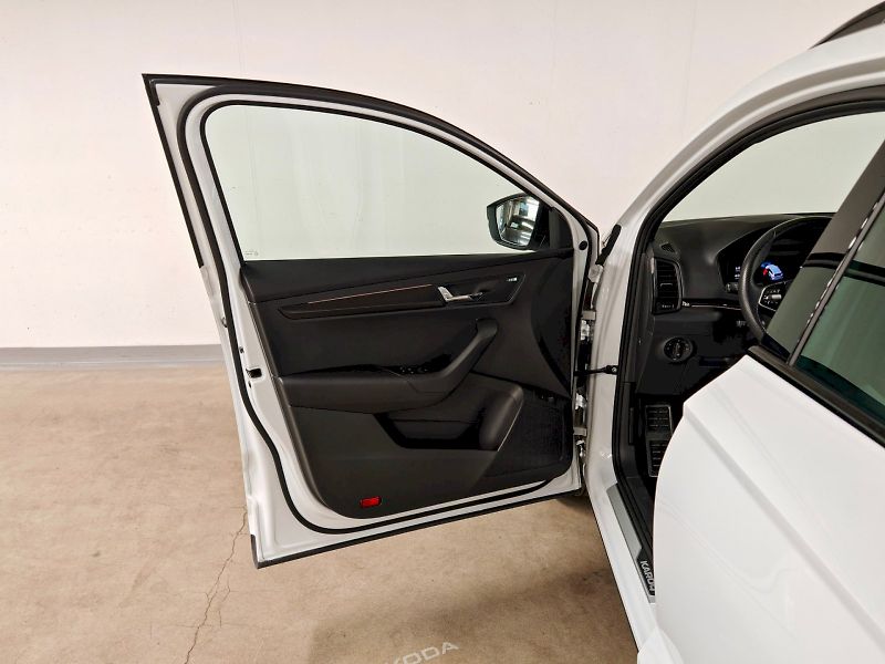 Škoda Karoq (2025) 1.5 TSI 110 kW DSG Sportline - fotka 21 z 32