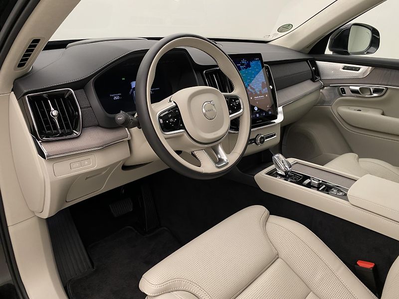 Volvo XC90 T8 AWD RECHARGE ULTRA BRIGHT - fotka 4 z 72