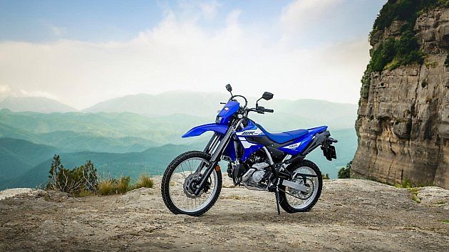 Yamaha WR125R je klasický dual-sport určení i začínajícím jezdcům., zdroj: Foto: Yamaha