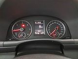 Volkswagen Touran (2012) 1.6 TDI, 7 míst, Navi - náhled 11