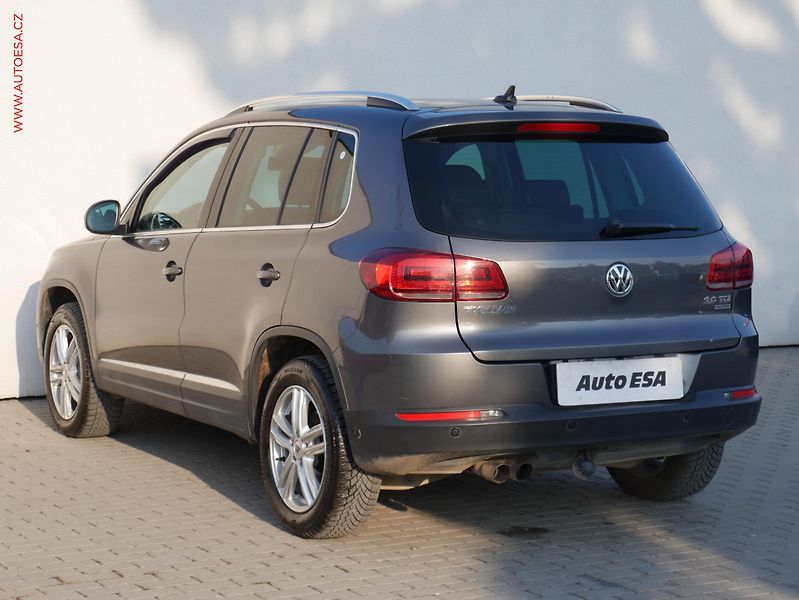 Volkswagen Tiguan (2014) 2.0 TDi 4x4, 1.maj, Navi - fotka 6 z 21