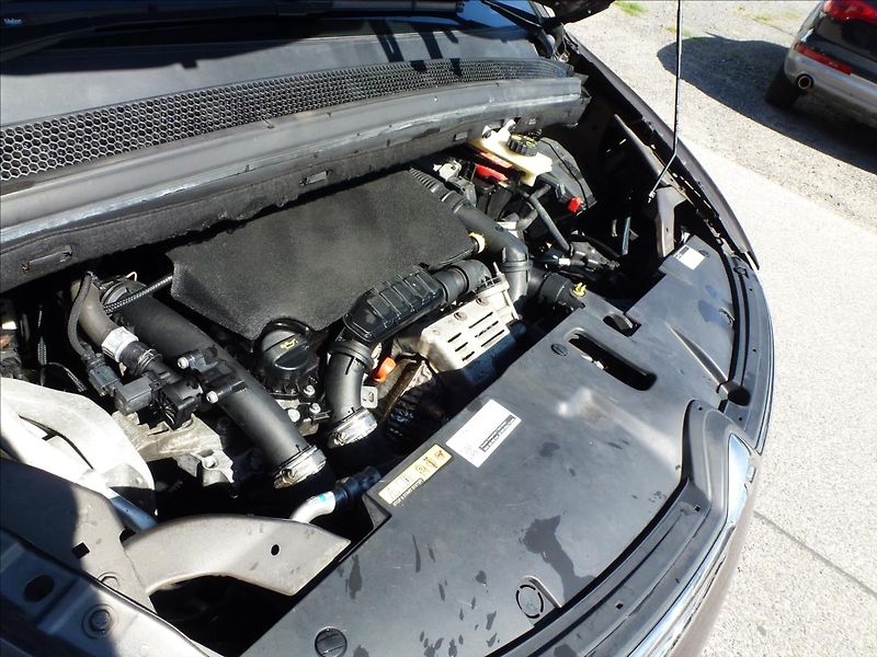 Citroën C4 Picasso 1,2 PureTech 130 6MAN Turbo  S - fotka 35 z 46