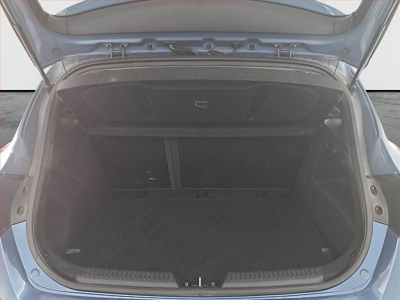 Hyundai i30 (2016) 1.6 CRDi, Serv.kniha, Navi - fotka 13 z 15