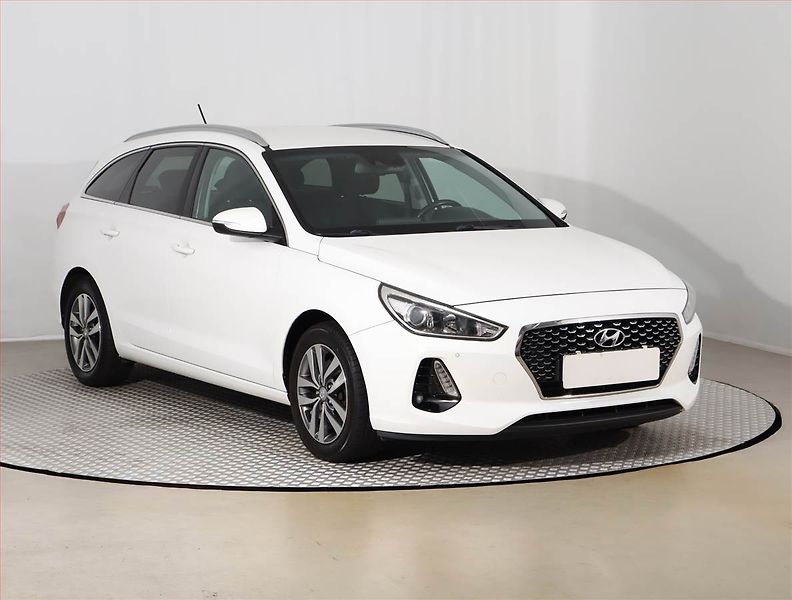 Hyundai i30 (2017) 1.4 CVVT, Tempomat - fotografie inzerátu