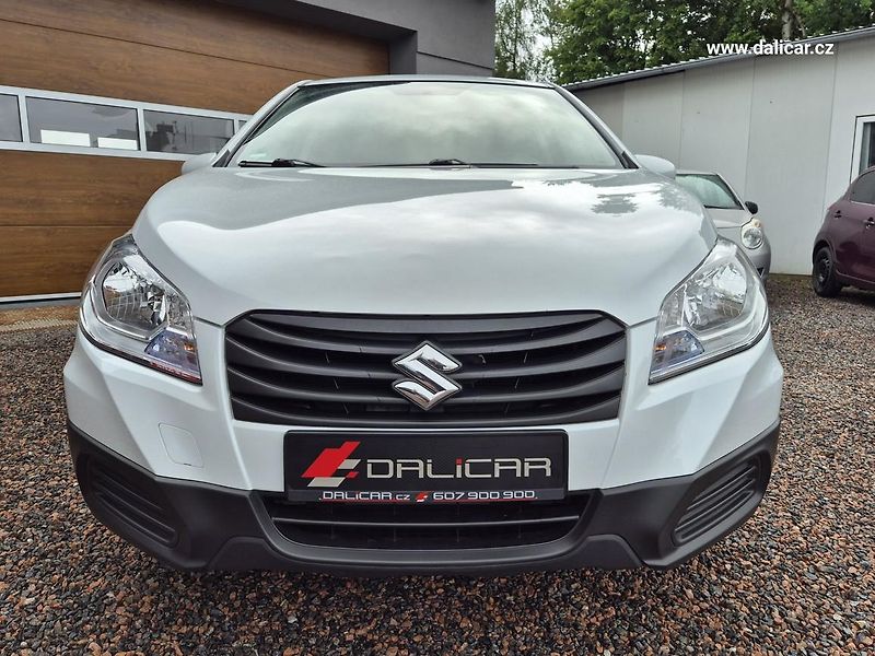 Suzuki SX4 S-Cross (2014) 1.6VVT 88KW CLUB Tažné - fotka 16 z 53