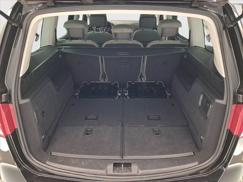 Seat Alhambra (2013) 2.0 TDI, 7 míst, Navi - fotka 14 z 20