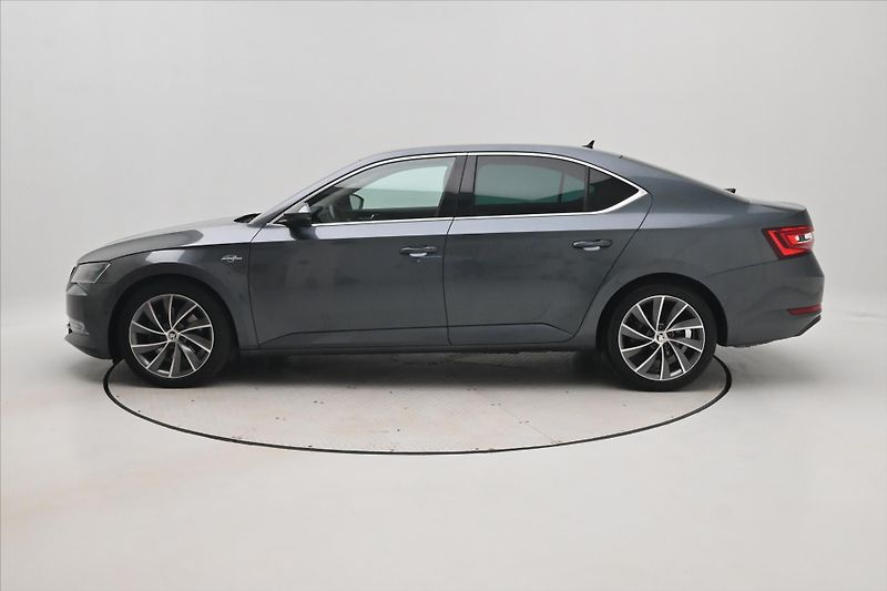Škoda Superb 2,0 TDI 140 kW DSG L&K Záruka - fotka 8 z 32