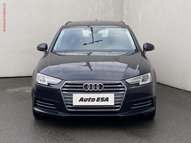 Audi A4 (2017) 2.0 TDi, Bixen, navi - fotka 2 z 19