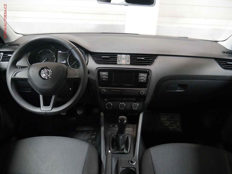 Škoda Octavia (2016) 1.2 TSi, 2.maj,ČR, AC - fotka 8 z 17