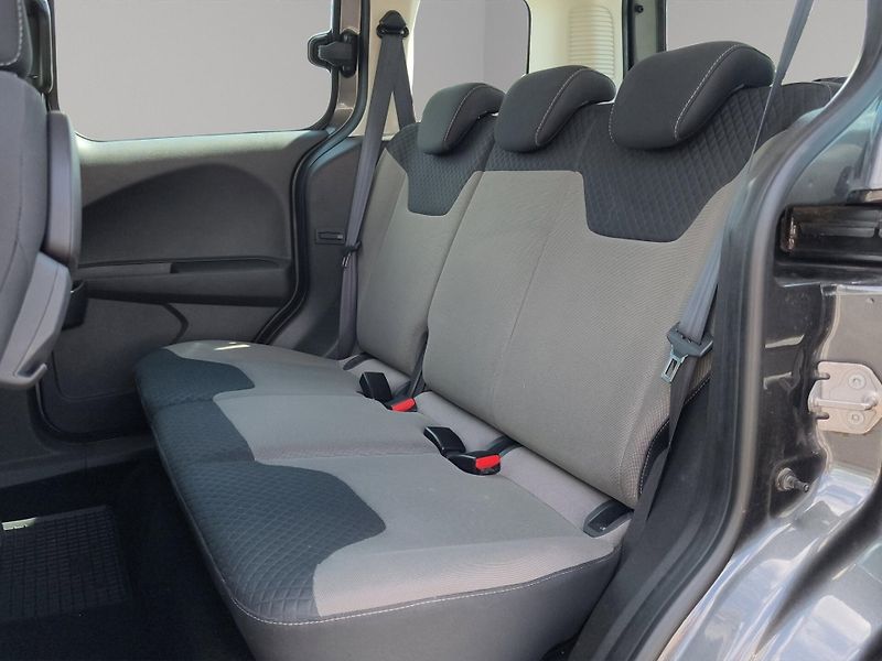 Ford Tourneo Courier (2018) 1.0 73kW, ČR, Serv. kniha, Výh - fotka 24 z 26