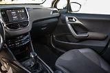 Peugeot 2008 (2014) 1.2 PureTech (60kW) - náhled 9