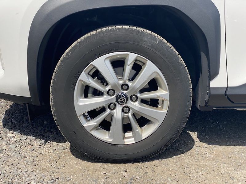 Toyota Yaris Cross 1.5i, ČR, ComTech, záruka - fotka 10 z 17