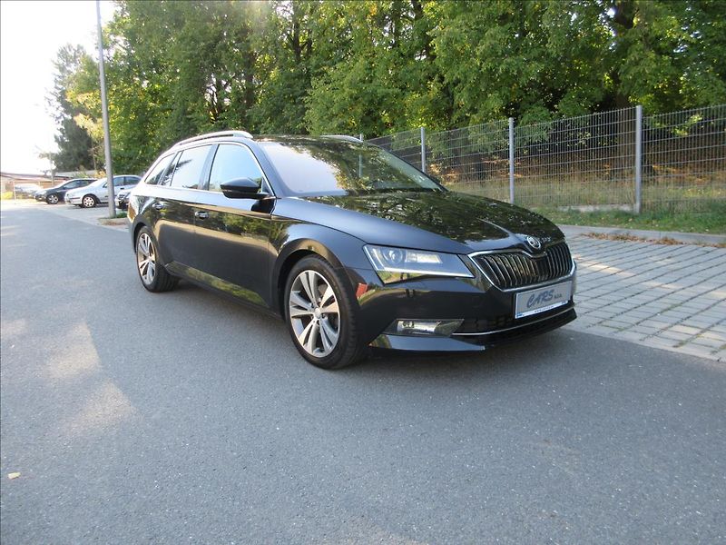 Škoda Superb 2,0 TDi 110 Kw, Style, DSG, No - fotka 1 z 36