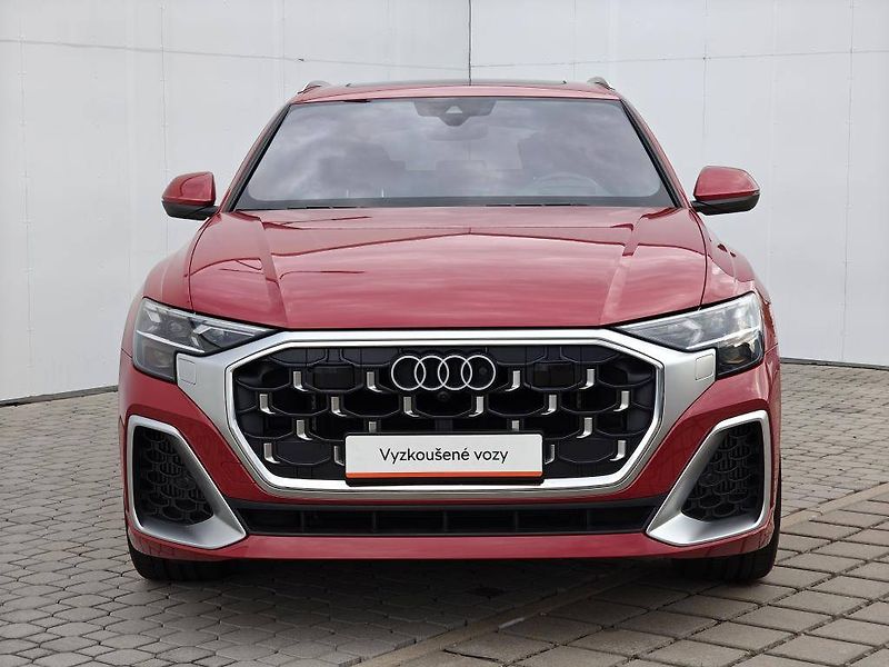 Audi Q8 SQ8 SUV Quattro 8TT 4,0TFSI - fotka 4 z 27