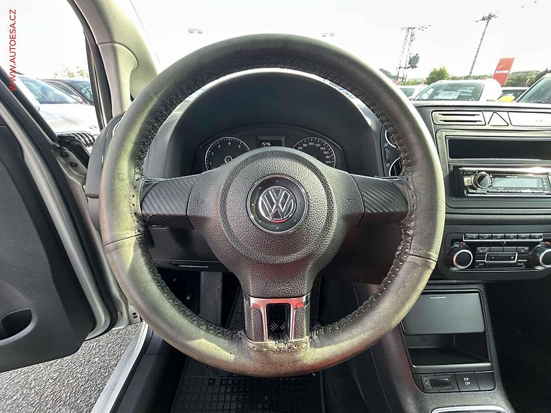 Volkswagen Golf Plus (2009) 1.4i 16v, ČR, Trendline - fotka 12 z 15
