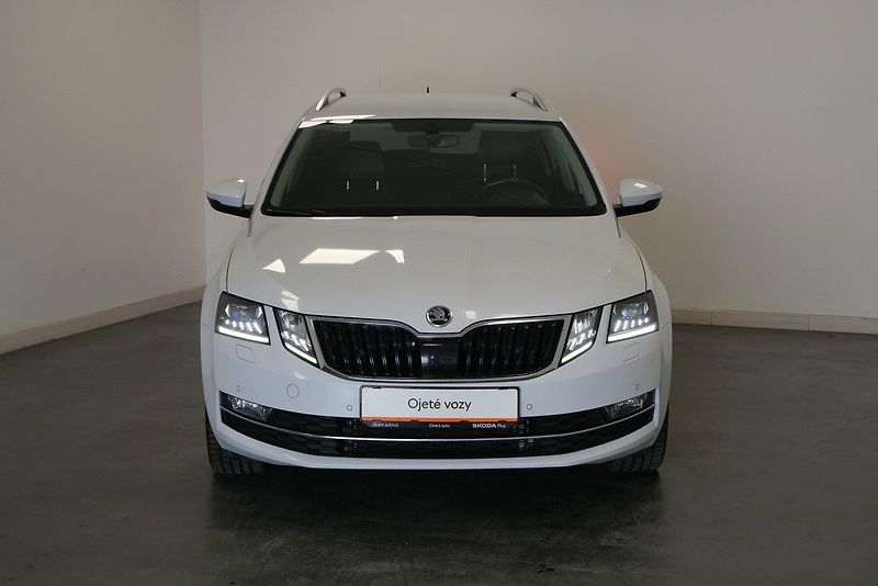 Škoda Octavia - fotka 4 z 29