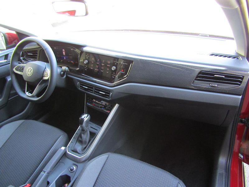 Volkswagen Taigo People 1,0 TSI 85 kW 7DSG - fotka 18 z 27