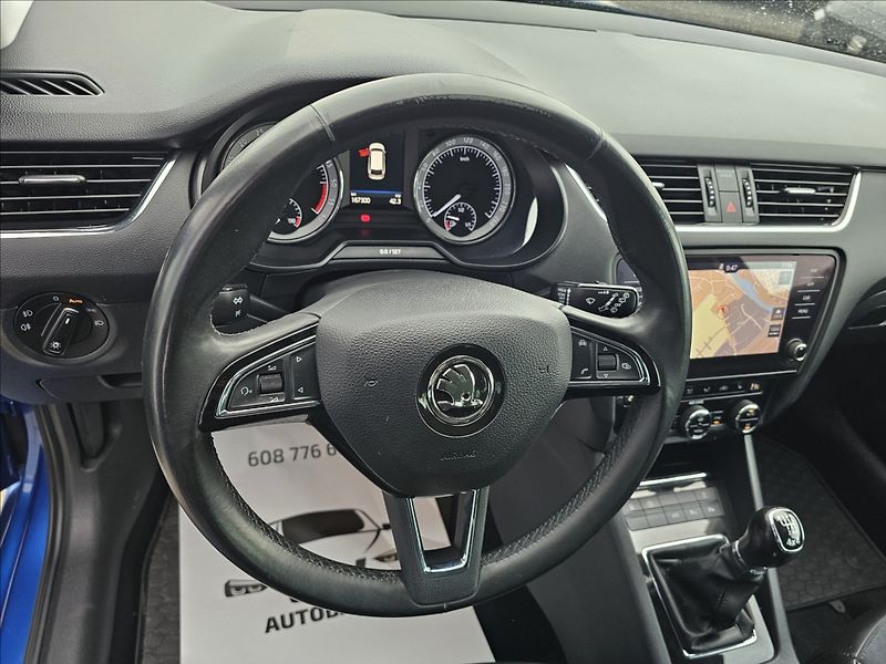 Škoda Octavia III 2,0TDi STYLE EXTRA + - fotka 12 z 50