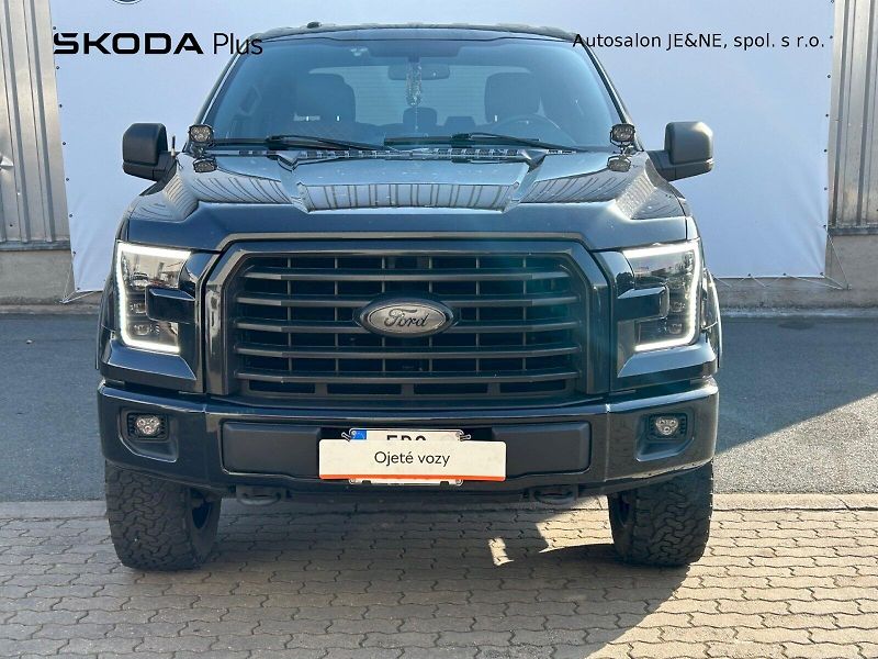 Ford F-150 (2015) XLT - fotka 4 z 20
