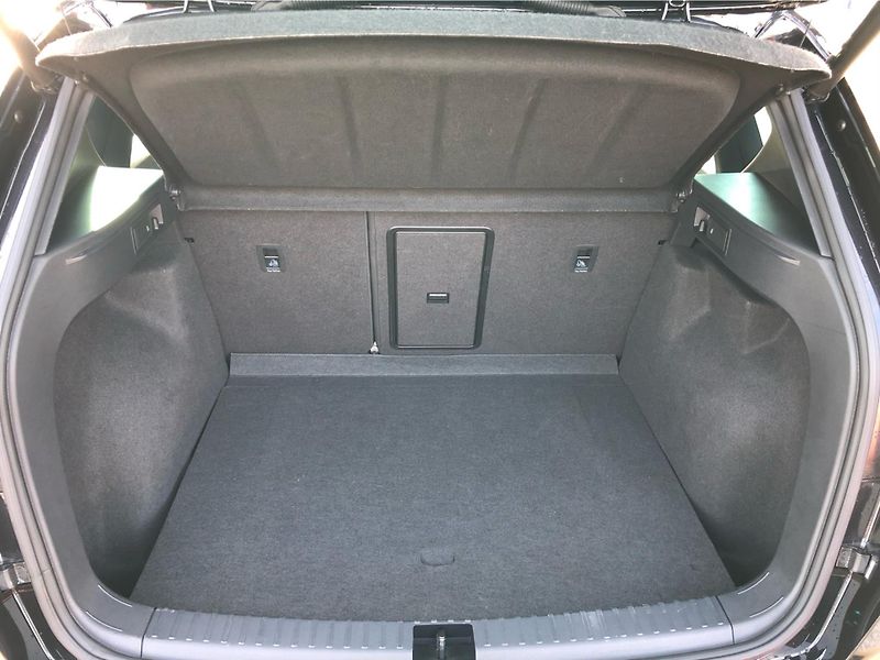 Seat Ateca 2.0 TDi DSG 7st. 4Drive Xcelle - fotka 13 z 30