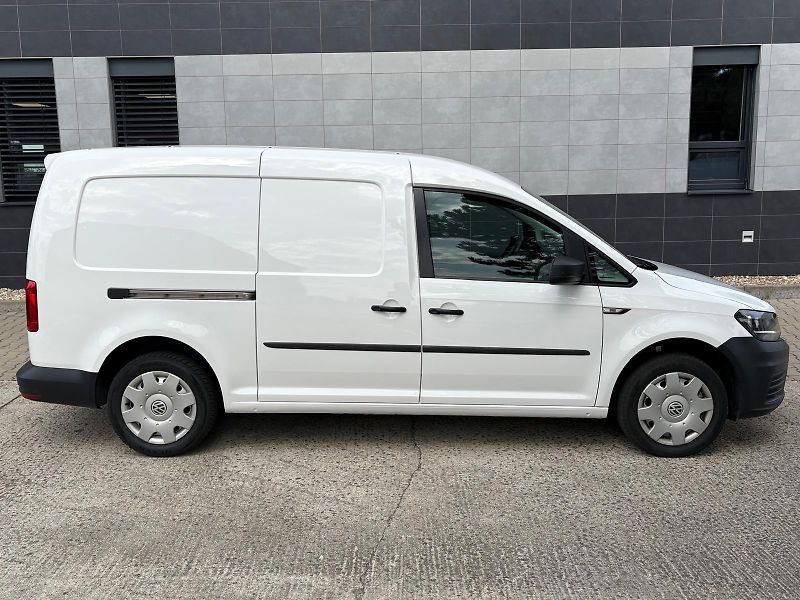 Volkswagen Caddy Maxi 1.4 TSI 92 kW ČR, DPH - fotka 4 z 35