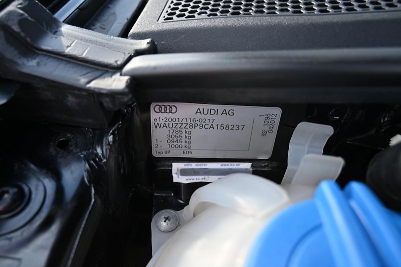 Audi A3 1.6MPI  75KW Sportback 6/2012 - fotka 22 z 26