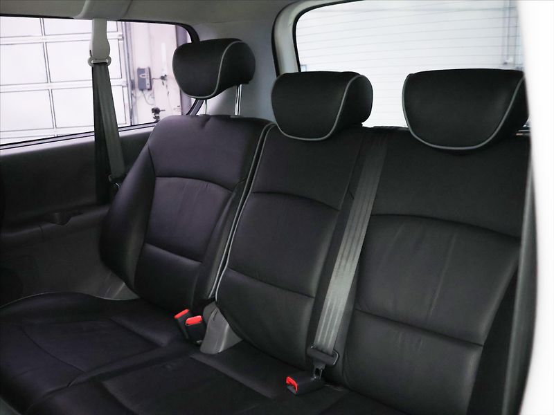 Hyundai H 1 Starex 2,5 CRDi 125kW Automat - fotka 15 z 32