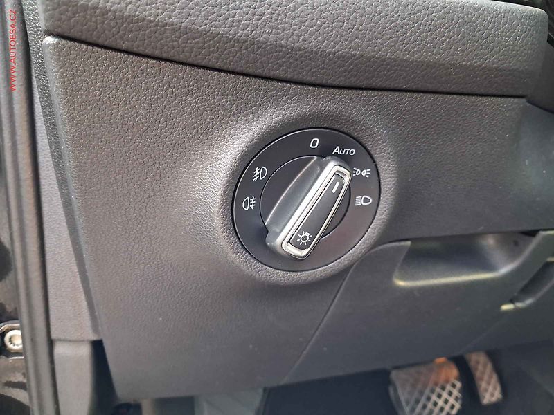 Škoda Kodiaq (2018) 2.0 TDI, DSG, navi, LED - fotka 15 z 18