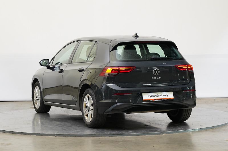 Volkswagen Golf - fotka 7 z 25