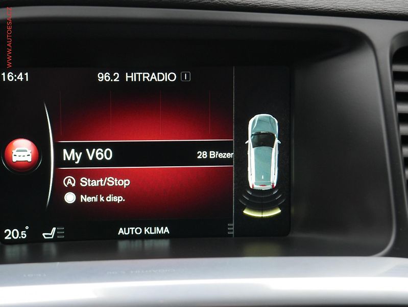 Volvo V60 (2015) 2.4 D4 Cross Country, AT - fotka 12 z 19