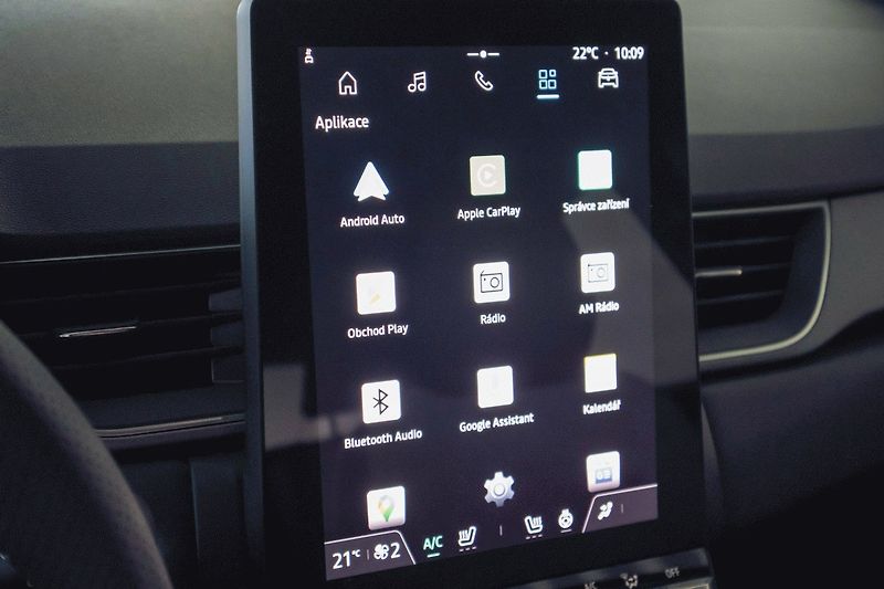 Renault Captur (2026) Techno mildhybrid 140 EDC - fotka 32 z 43