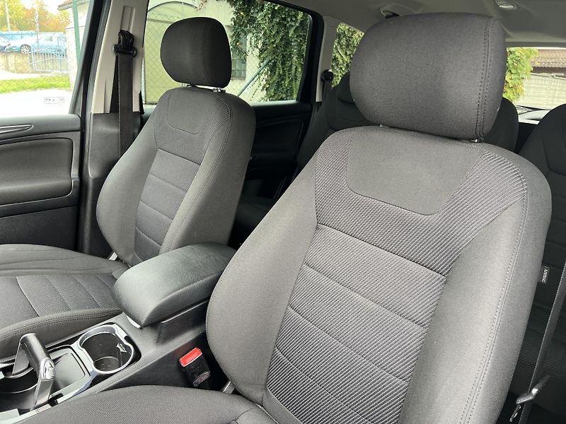 Ford S-MAX 2.0TDCi 7MÍST TAŽNÉ KLIMA ALU - fotka 10 z 46
