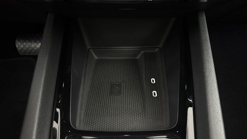 Škoda Octavia 2.0 TDI DSG 4x4 Style Combi - fotka 23 z 29