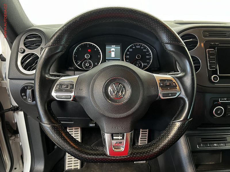 Volkswagen Tiguan (2013) 2.0TDi 4x4, R-Line, DSG - fotka 15 z 21
