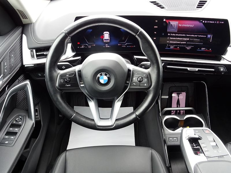 BMW X1 23d xDrive xLine ČR DPH - fotka 7 z 28