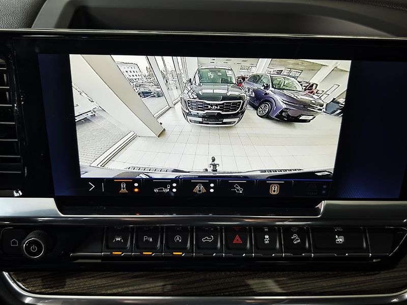 Chevrolet Silverado (2026) 6,2 V8 Trail Boss Z71 - fotka 37 z 45