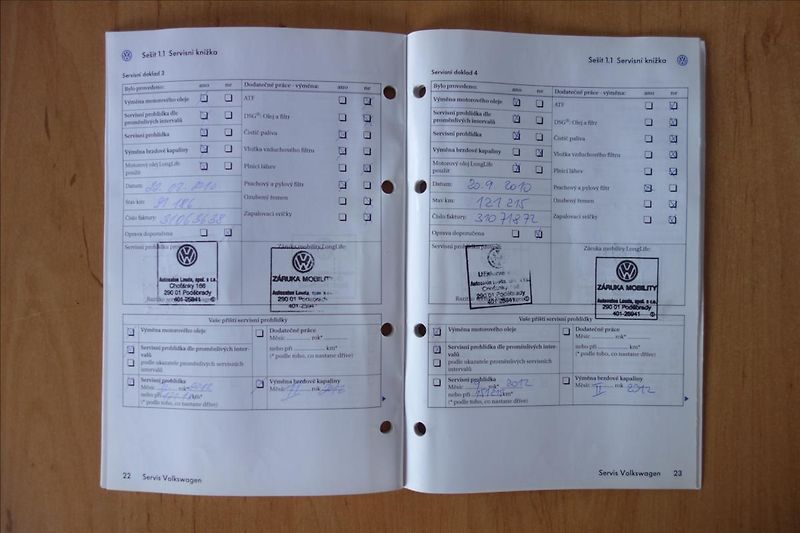 Volkswagen Golf 1,9 TDi 77KW, ČR, SERVIS. KN. - fotka 33 z 38