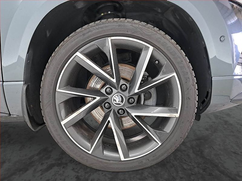 Škoda Karoq (2019) Sportline 2.0 TSI - fotka 15 z 29