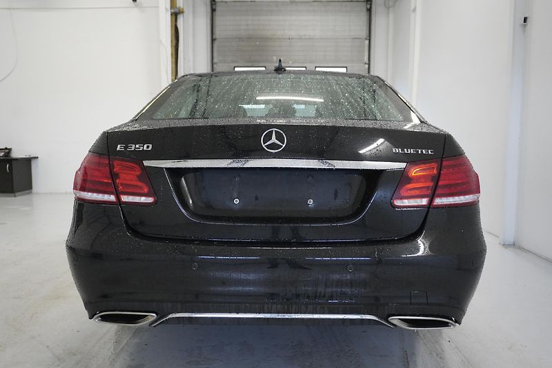 Mercedes-Benz Třídy E (2015)  3,0 V6 BLUETEC AUTOMAT - fotka 6 z 23