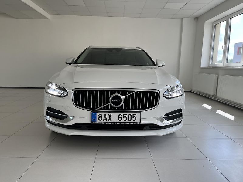 Volvo V90 (2019) - fotka 2 z 14