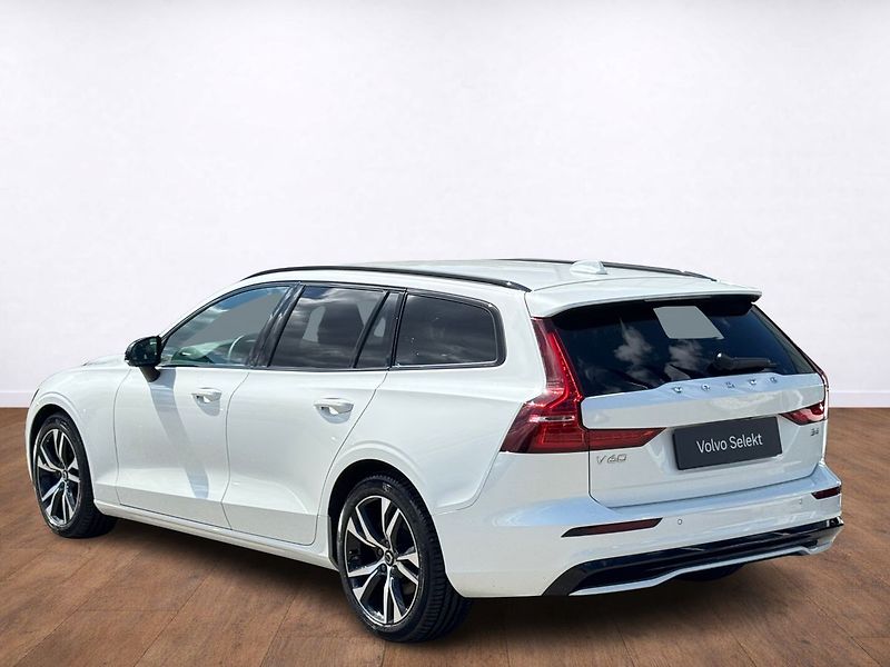Volvo V60 PLUS DARK B4,FULL LED,ACC - fotka 3 z 23
