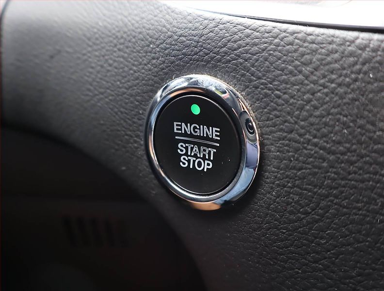 Ford S-MAX (2019) Titanium 2.0 EcoBlue, Automat - fotka 19 z 28