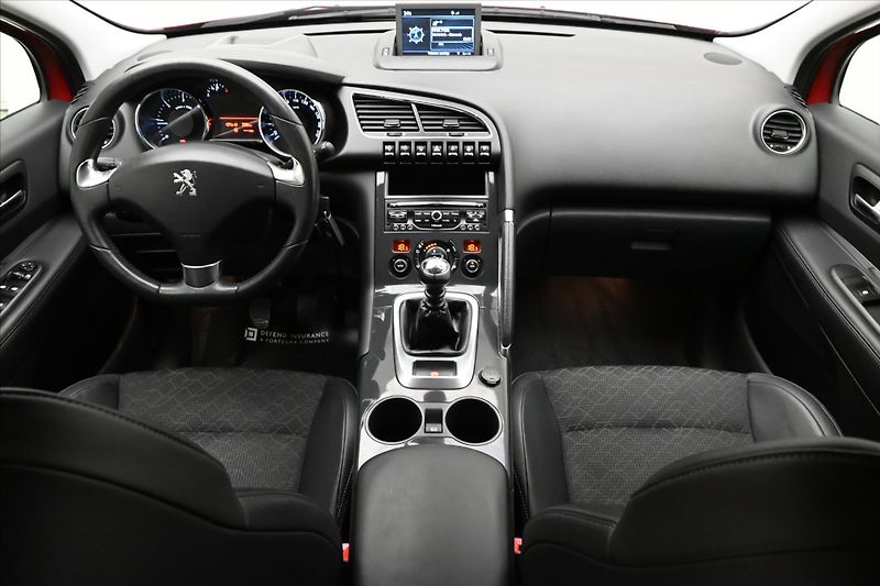 Peugeot 3008 1,6 HDI 84 kW ALLURE Záruka až - fotka 15 z 30
