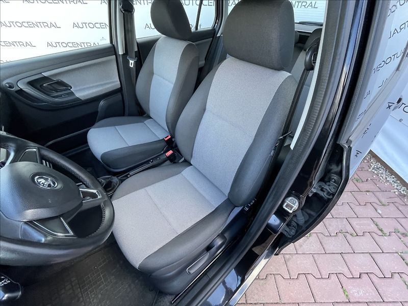 Škoda Fabia 1,2 TSi,63kW,po servisu - fotka 11 z 20