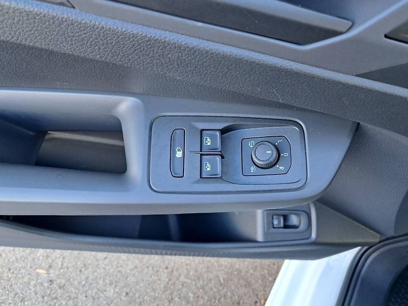 Volkswagen Caddy (2025) CARGO MAXI 1.5 TSI / 85 kW PHE - fotka 18 z 28